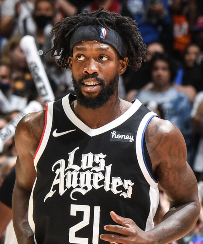 灰熊轻取雄鹿,贝弗利打破历史纪录的简单介绍 灰熊轻取雄鹿,贝弗利打破历史纪录的简单介绍