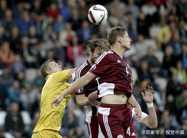 包含拉脱维亚队遭逆转，积分榜排名下跌的词条