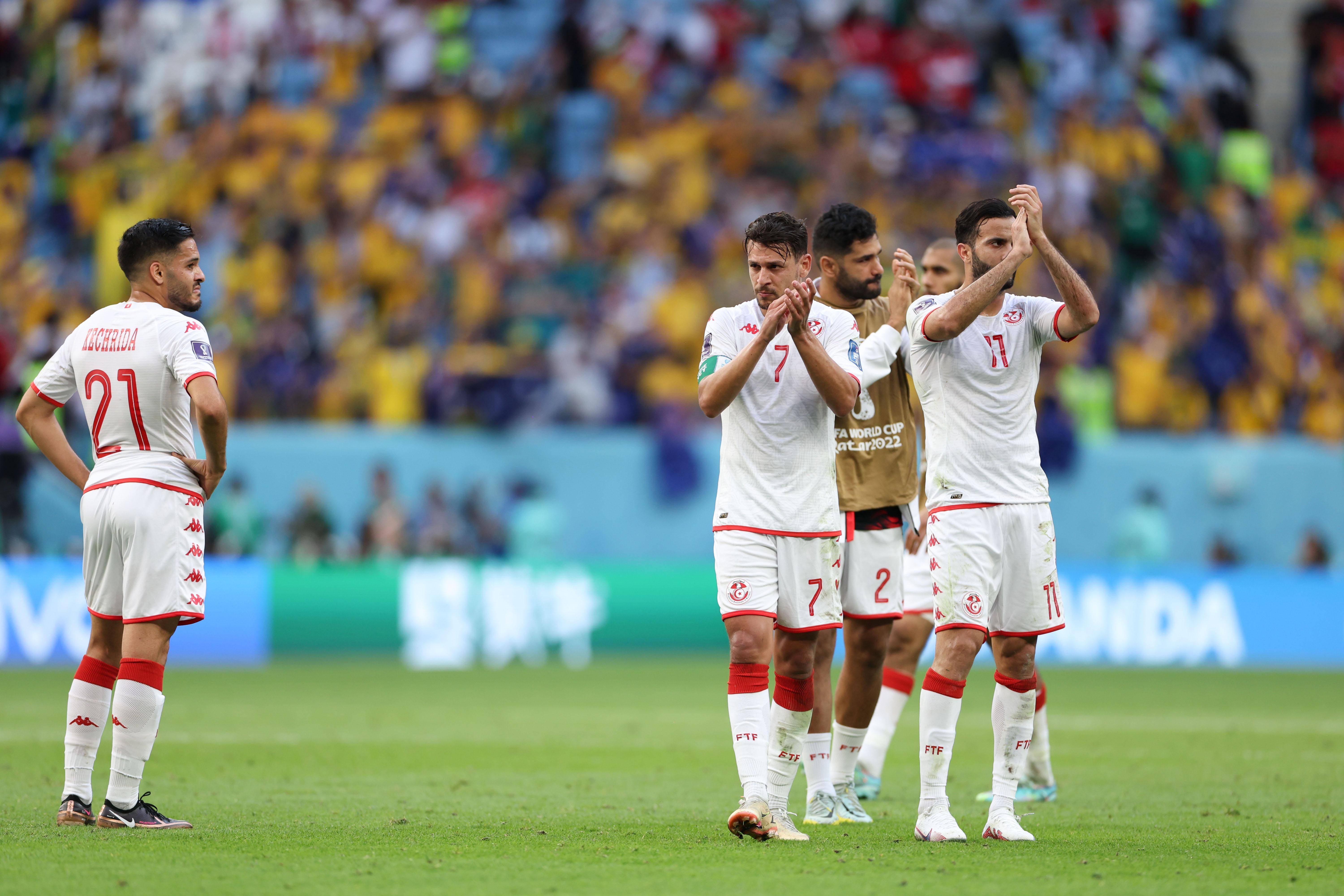 关于卡塔尔球队取得胜利晋级淘汰赛的信息