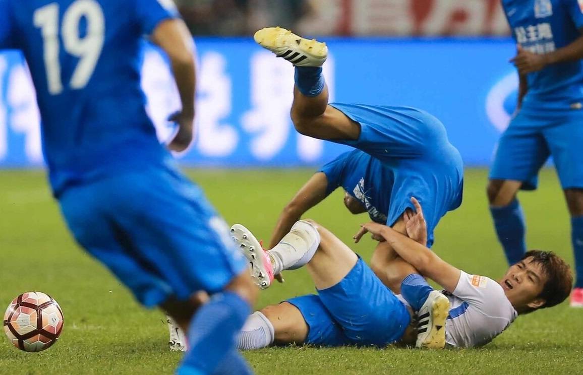 中国米兰体育-包含天津泰达背水一战,力保保级希望的词条