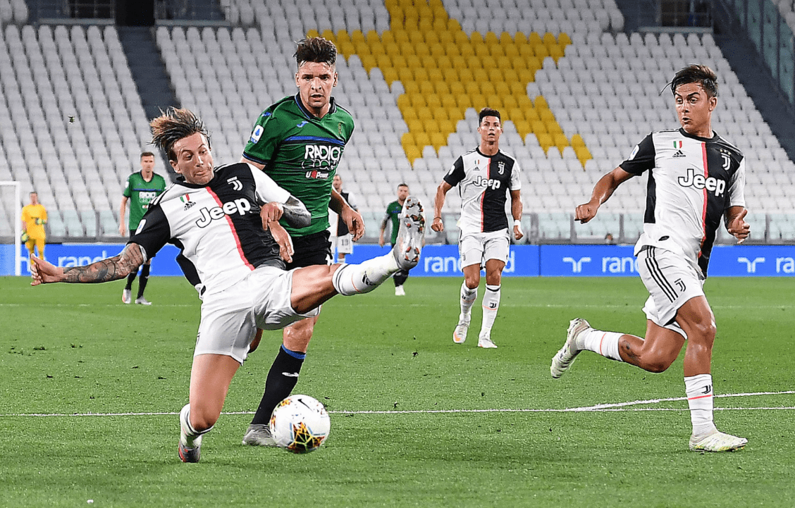 米兰体育官网-格拉纳达主场不敌对手,遭遇后劲