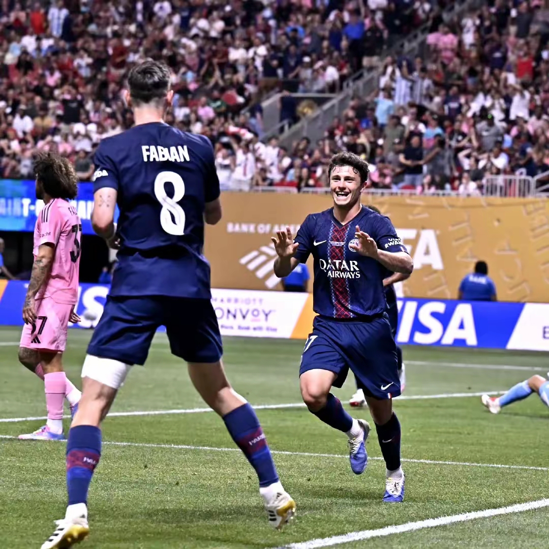 中国米兰体育-赛季再启动,世界各地球迷竞相观战