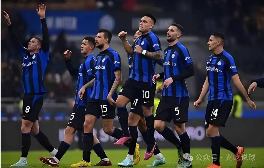 包含佛罗伦萨新援逐渐融入球队，成为重要一员的词条