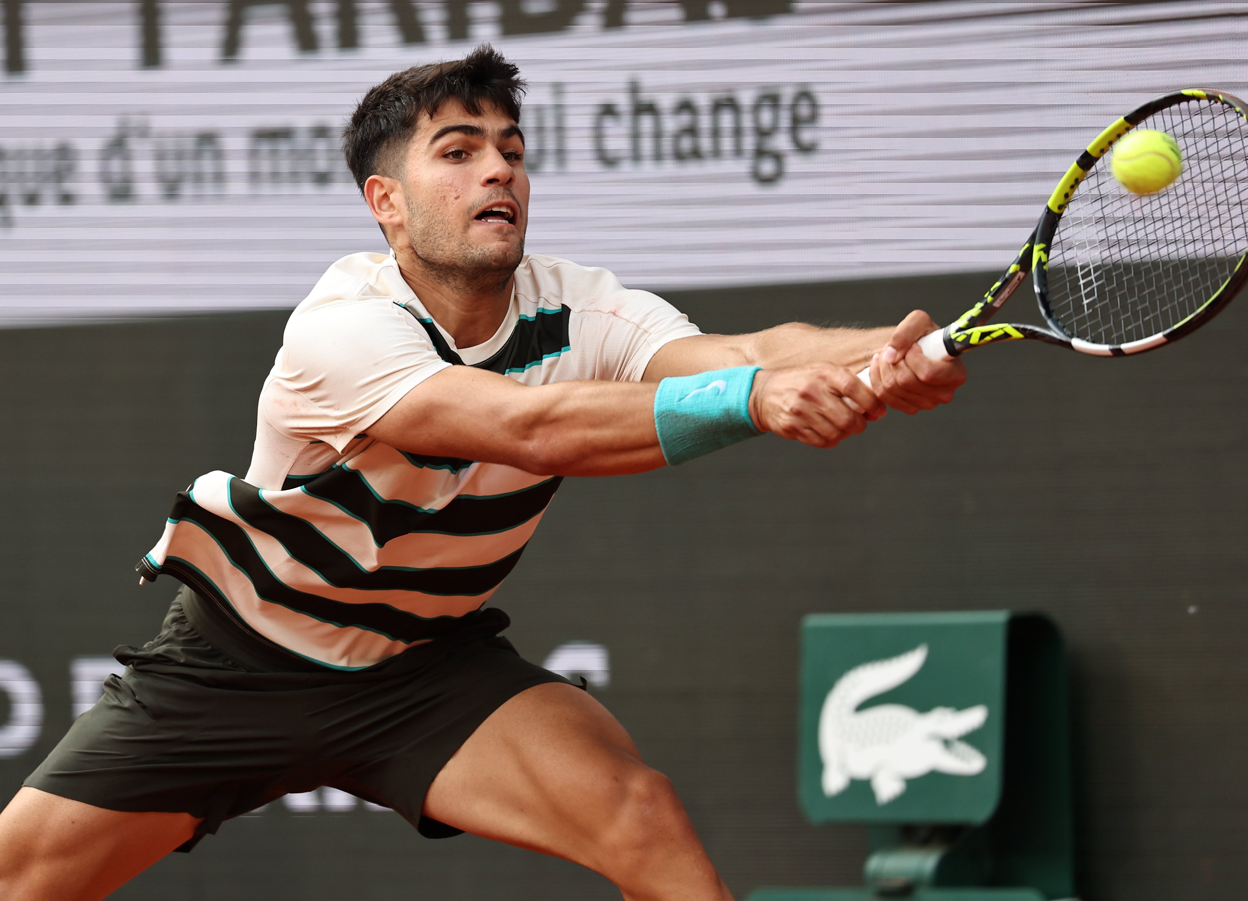 ac米兰体育官网-西班牙网球队碾压欧洲网球队，阿尔卡拉斯统治全场的简单介绍