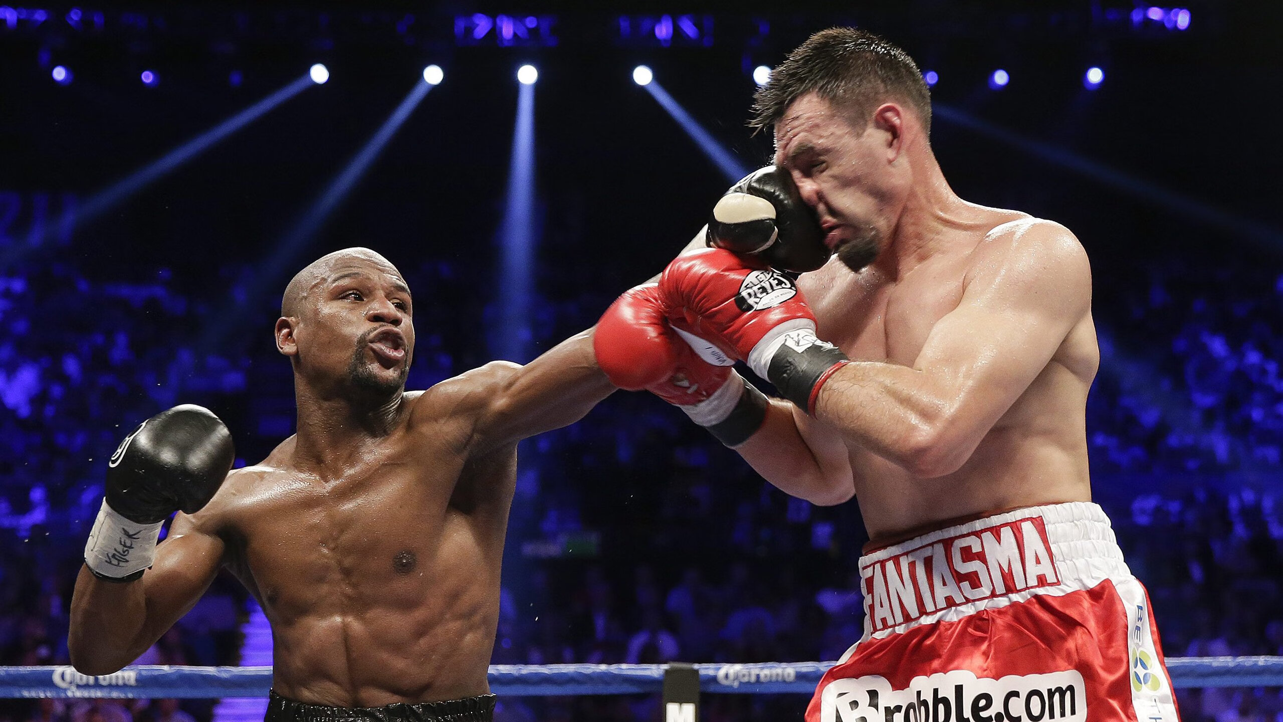 欧冠半决赛焦点战,国王防守锁死骑士